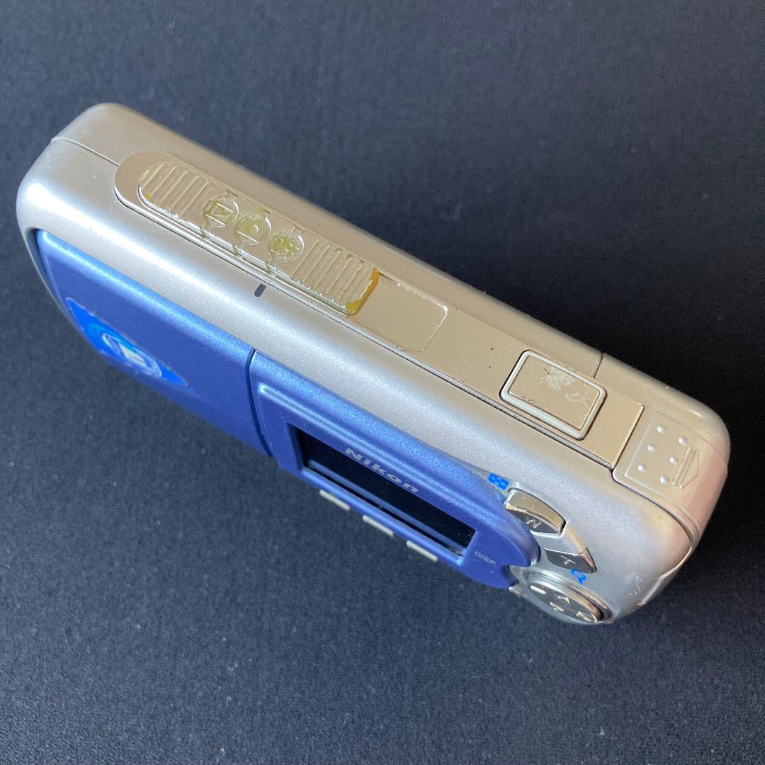 Nikon Compact Digital Camera Coolpix 2500 Ccd