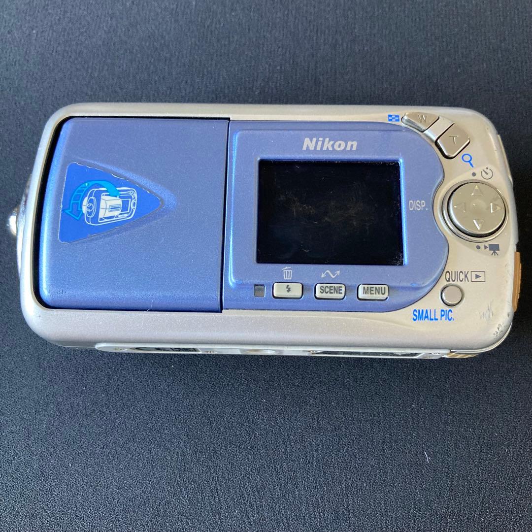 Nikon Compact Digital Camera Coolpix 2500 Ccd