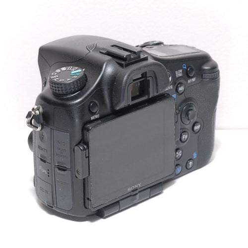 Sony Digital Slr 77