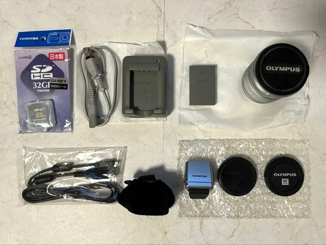 Olympus Mirrorless Interchangeable Lips Pen E-Pl8