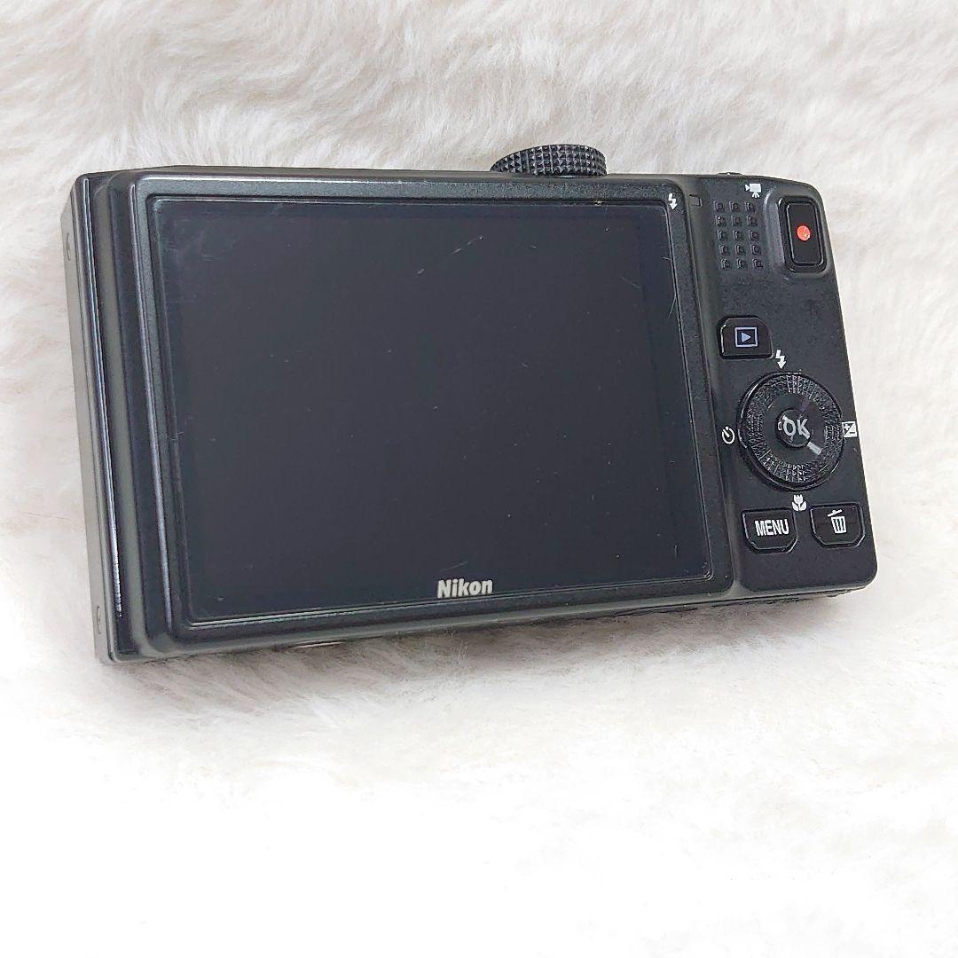 Nikon Compact Digital Camera Coolpix S8200