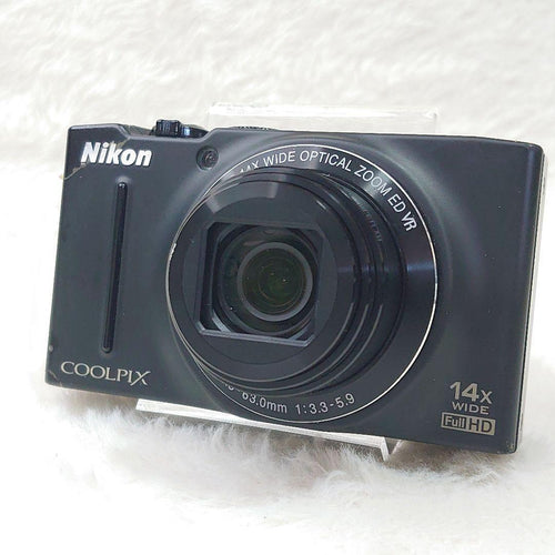 Nikon Compact Digital Camera Coolpix S8200