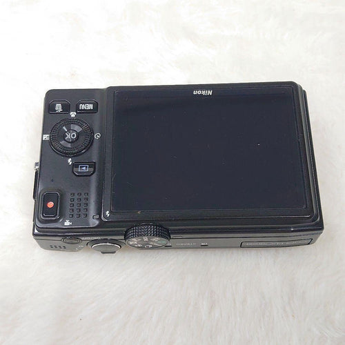 Nikon Compact Digital Camera Coolpix S8200