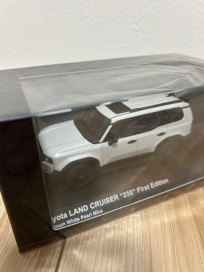 Toyota Others 250 1/43 Aluminum White Pearl Mica