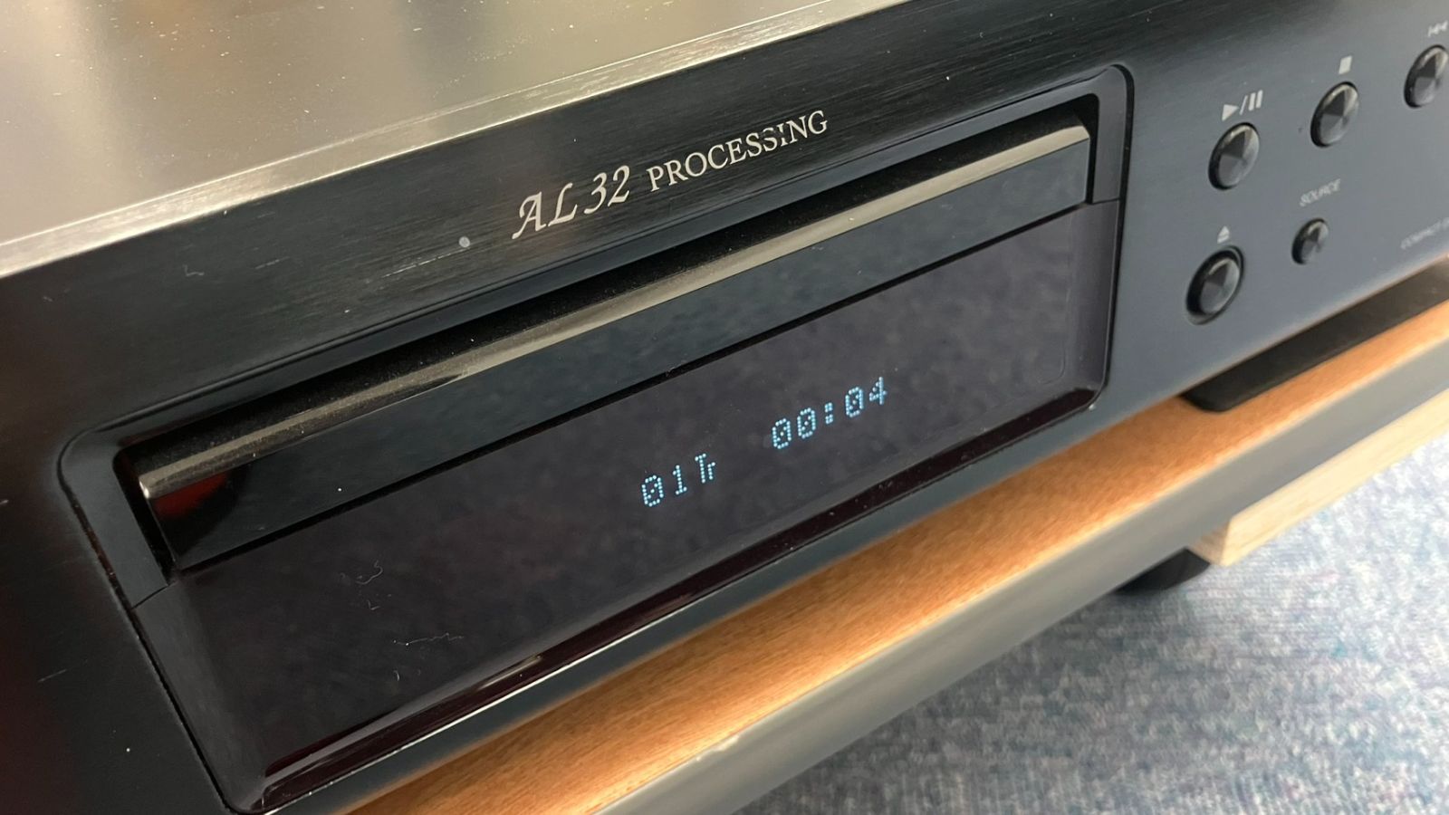 Denon Cd Sacd Player F029-Sa4-299 Compact Disc Dcd-755Re 2019
