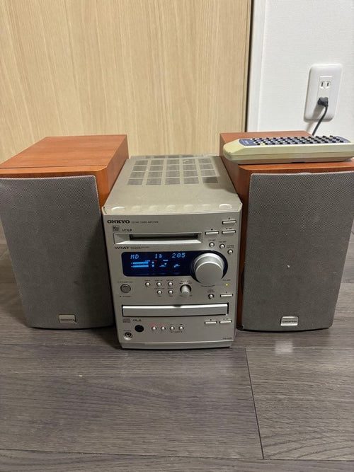 Onkyo Mini -Component Cd/Md Tuner Amplifier