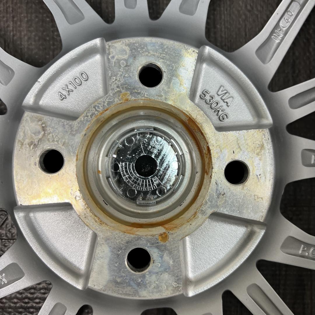 16-Inch Estrosa 16 4X100