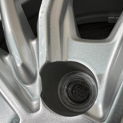 16-Inch Estrosa 16 4X100