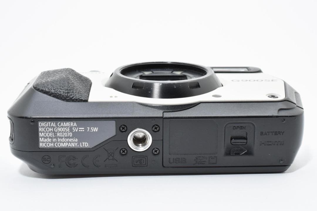 Ricoh Compact Digital Camera G900Se