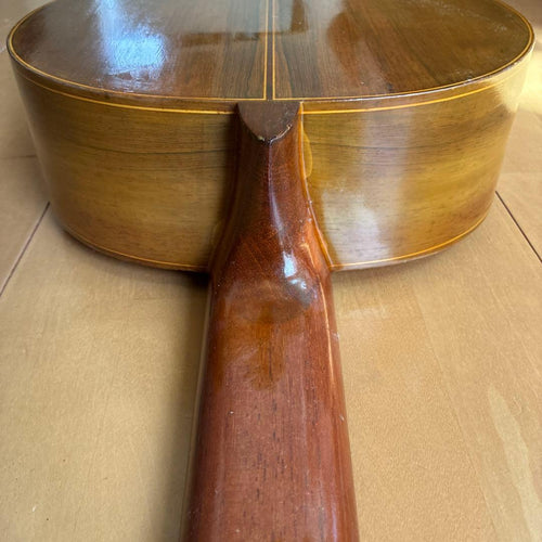 Classical Guitar 1983 No.30