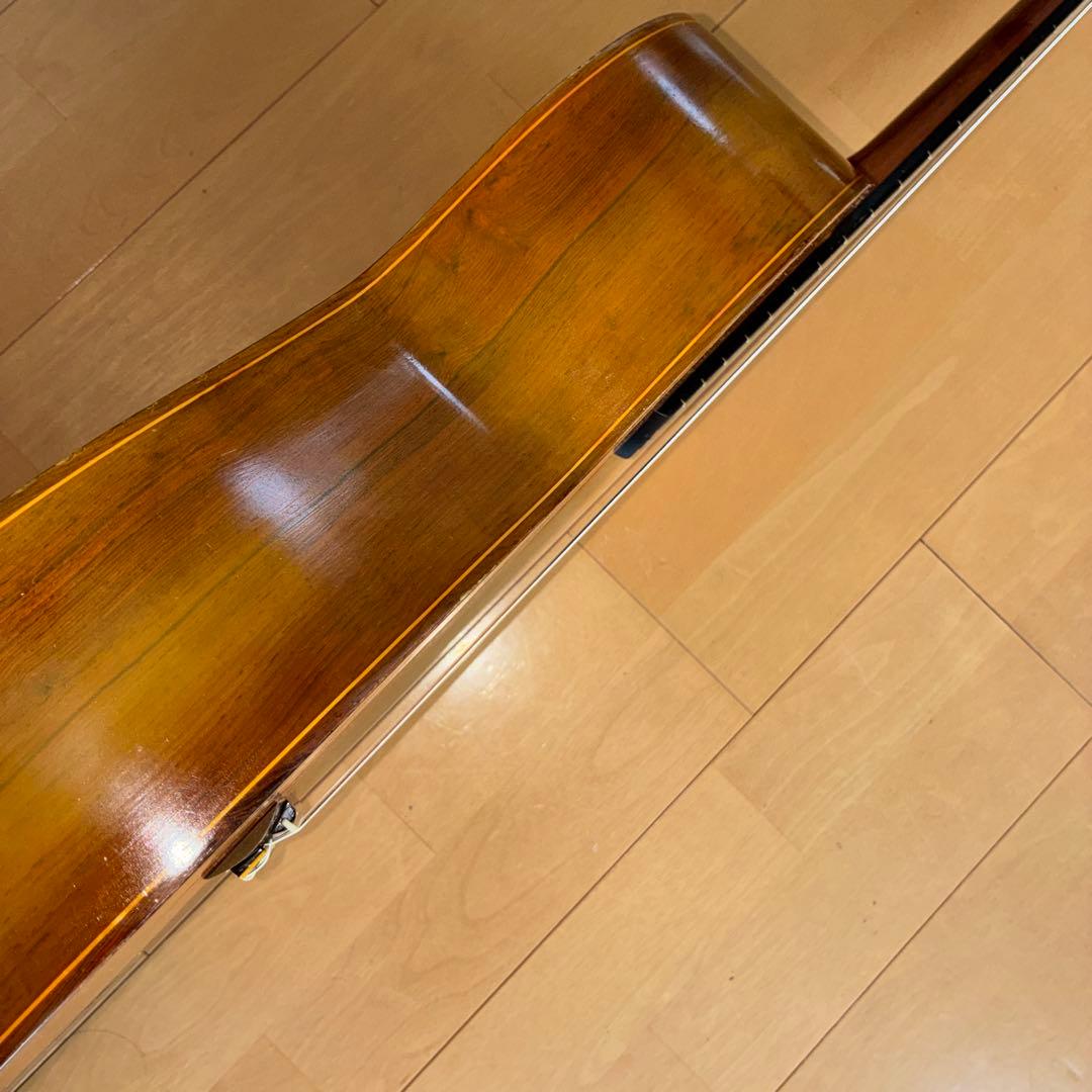 Classical Guitar 1983 No.30