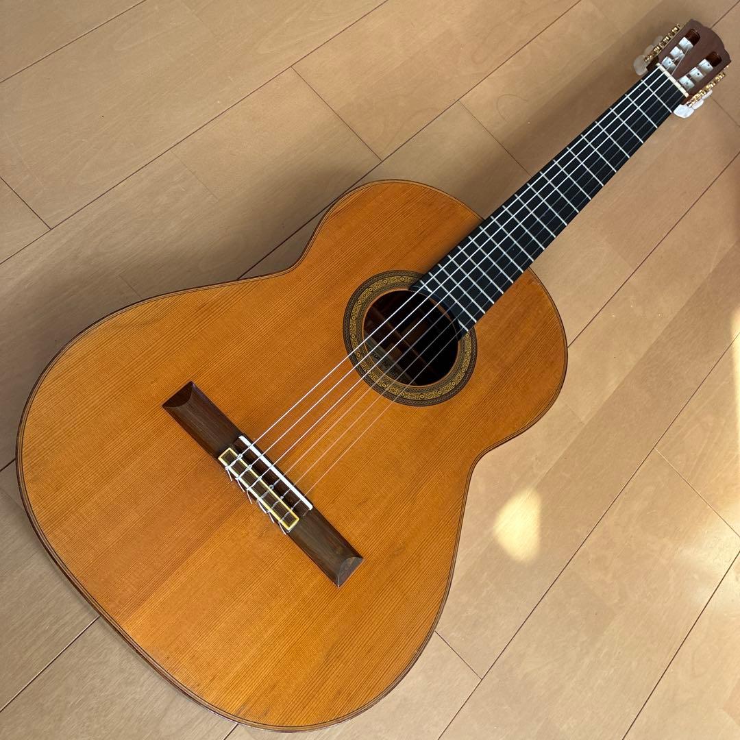 Classical Guitar 1983 No.30