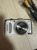 Fujifilm Compact Digital Camera Finepix F550Exr 16Mp