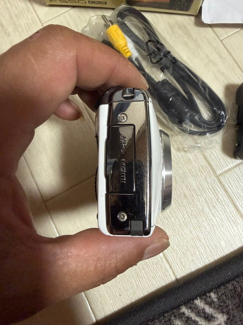 Fujifilm Compact Digital Camera Finepix F550Exr 16Mp