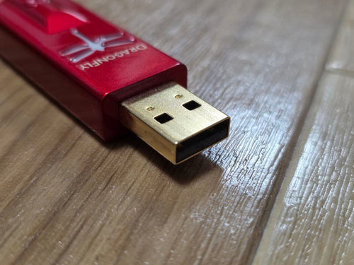 Audioquest Headphone Amplifiers Dac Dragonfly Red