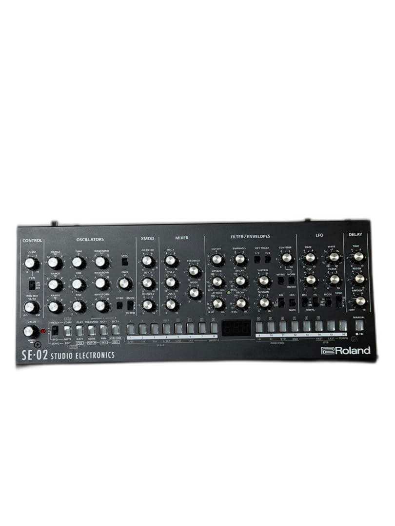 Roland Analog Synthesizer Se-02