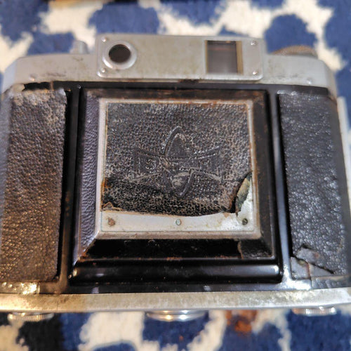 Mamiya Large -Size Medium Format Camera (Film) 6 Since 1956