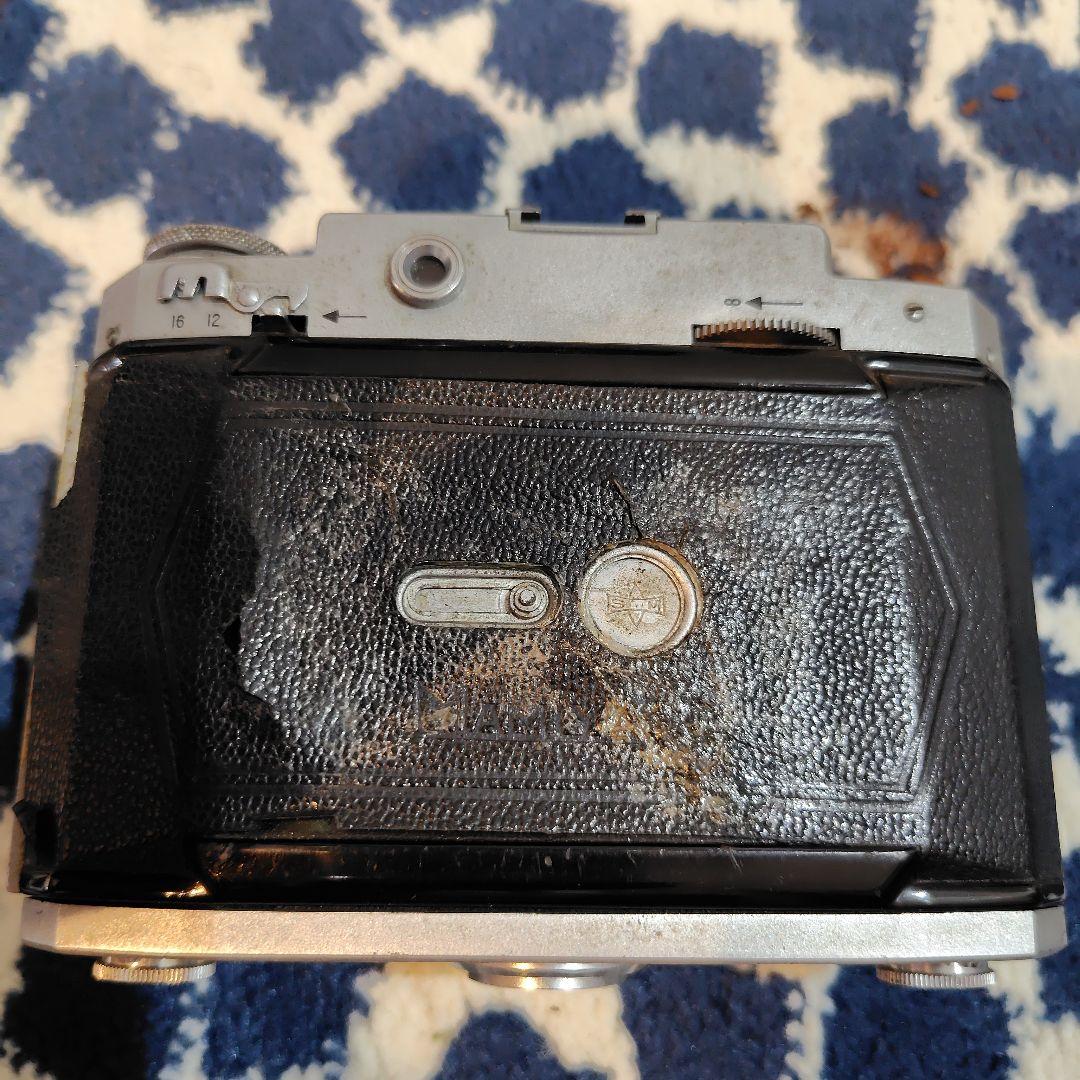 Mamiya Large -Size Medium Format Camera (Film) 6 Since 1956