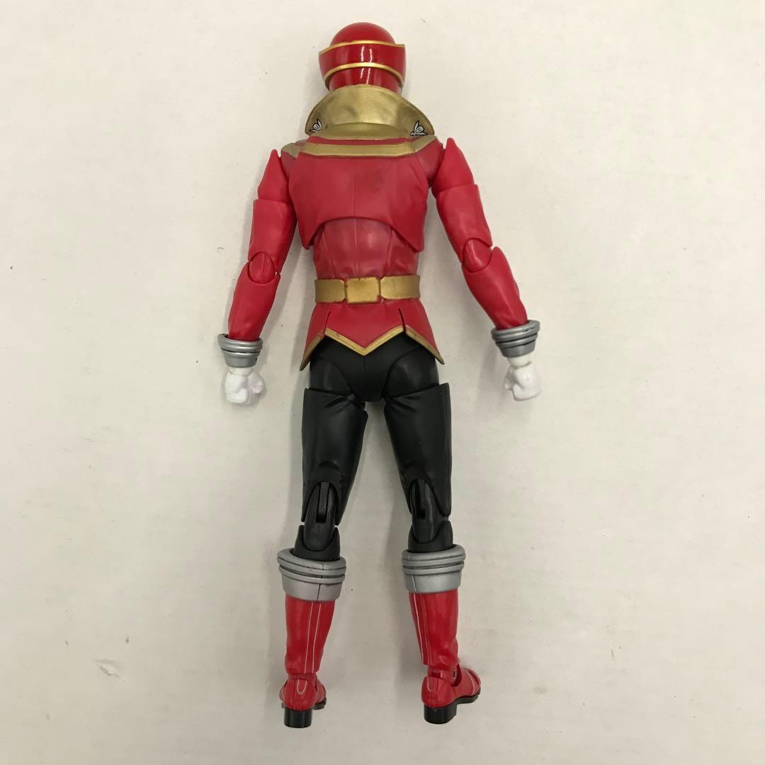 Squadron Hero 30 S.H.Figuarts Iy0421-2