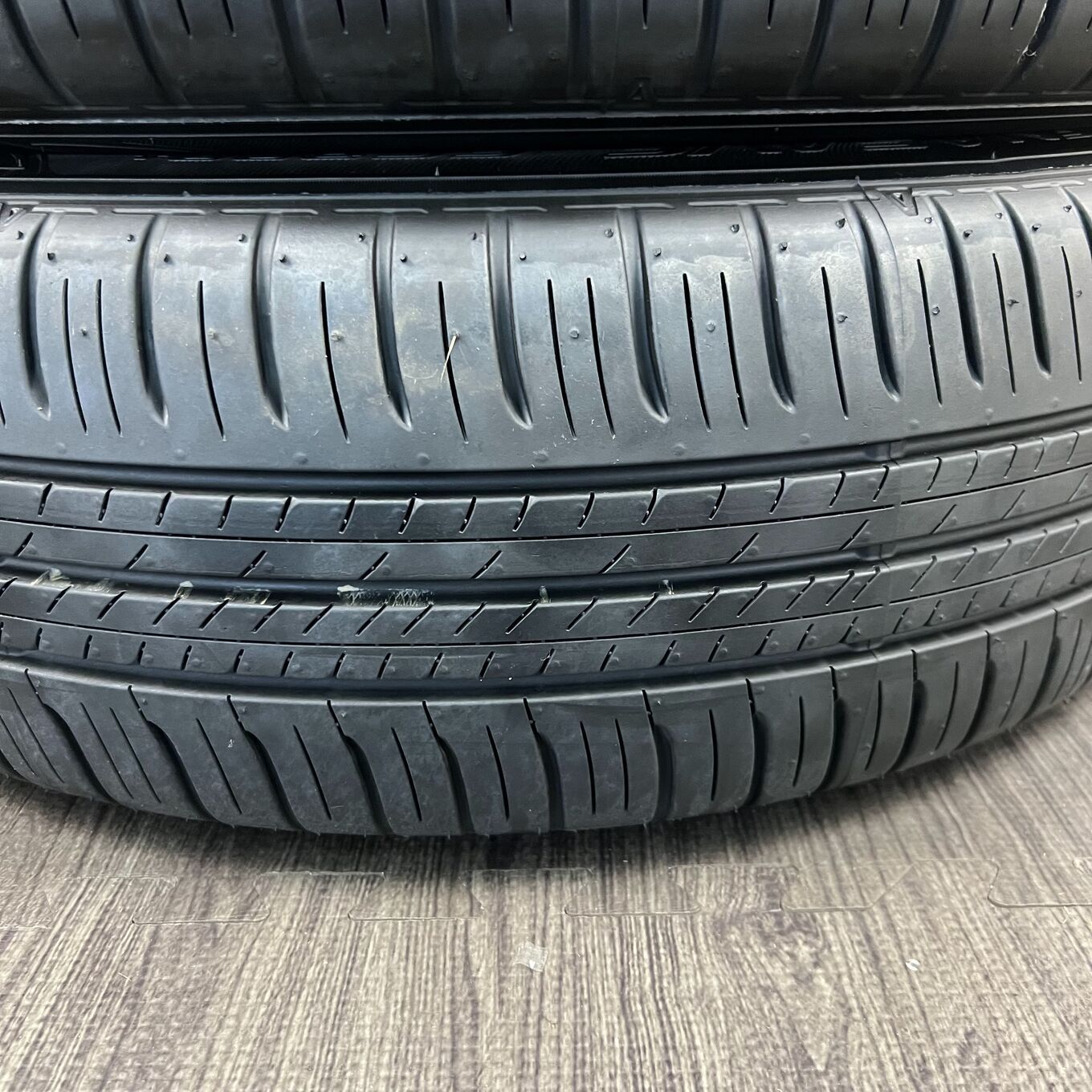 Toyota 17 Inches Dunlop 195/60R17 #187S40925