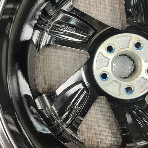 Toyota 17 Inches Dunlop 195/60R17 #187S40925