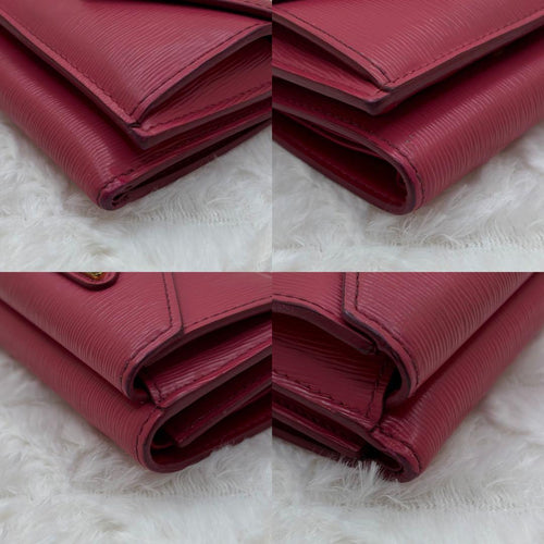 Prada Caltical Wallet Rfid