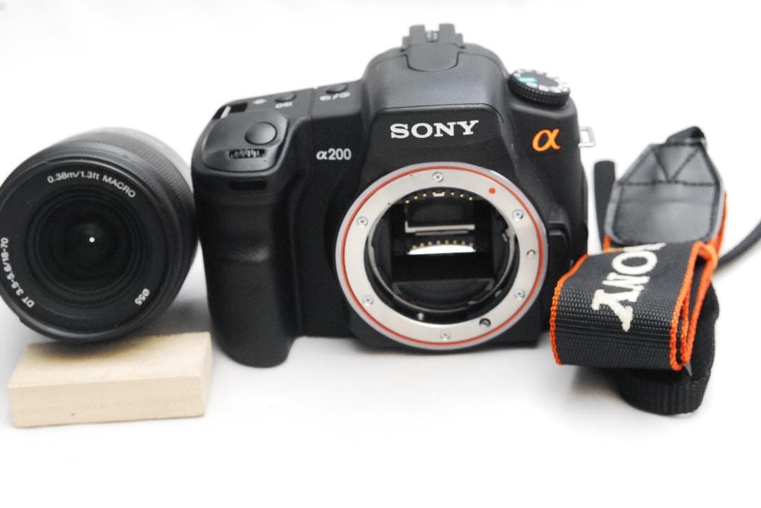 Sony Digital Slrs 200/Dt 3.5-5.6/18-70Mm