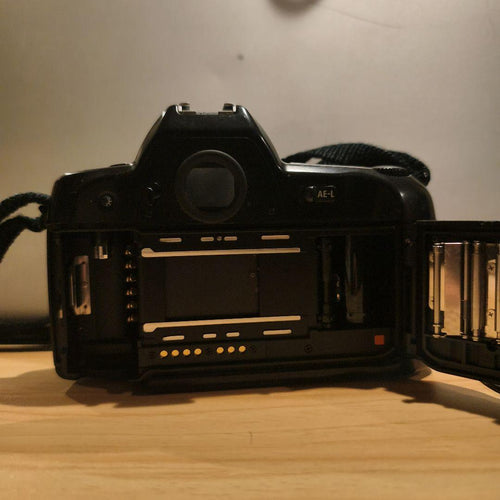 Nikon Slr Camera (Film) F90X Mf-26