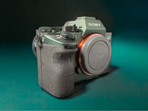 Sony Mirrorless Interchangeable Lips 78,153 7Riii