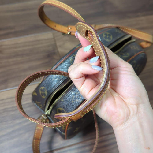 Louis Vuitton Shoulder Bags