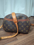 Louis Vuitton Shoulder Bags