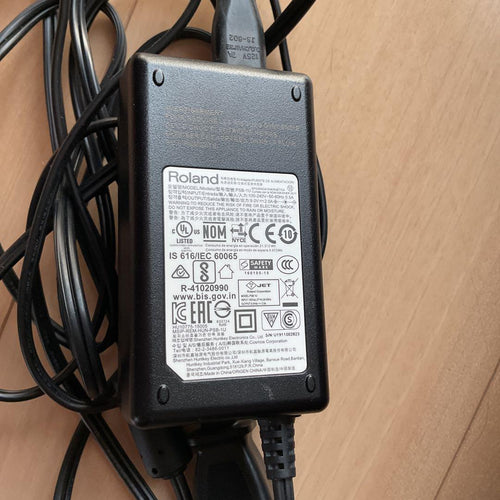Roland Others Fa06 61