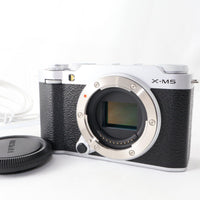 Fujifilm Mirrorless Interchangeable Lips 3796 X-M5 F X-M5-S