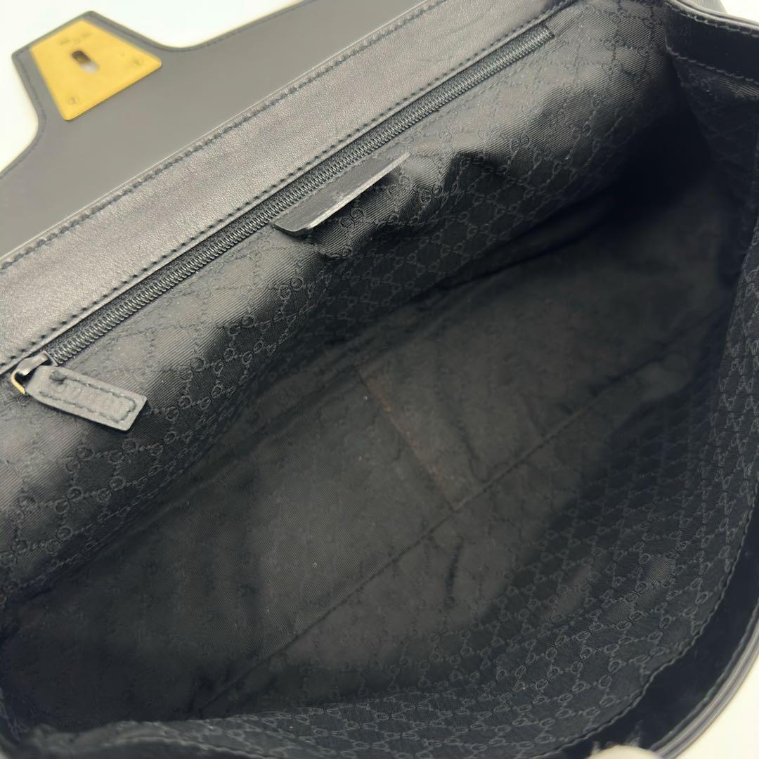 Gucci Shoulder Bags 00S