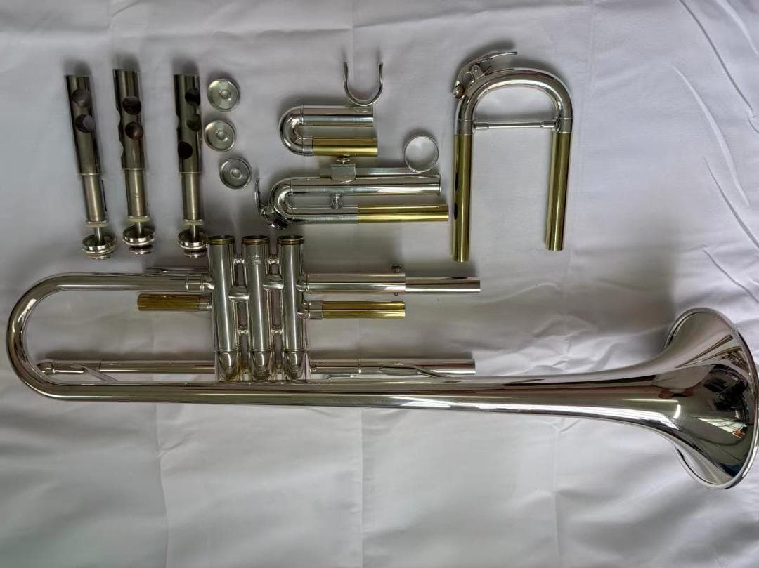 Yamaha Trumpets Ytr-2335S