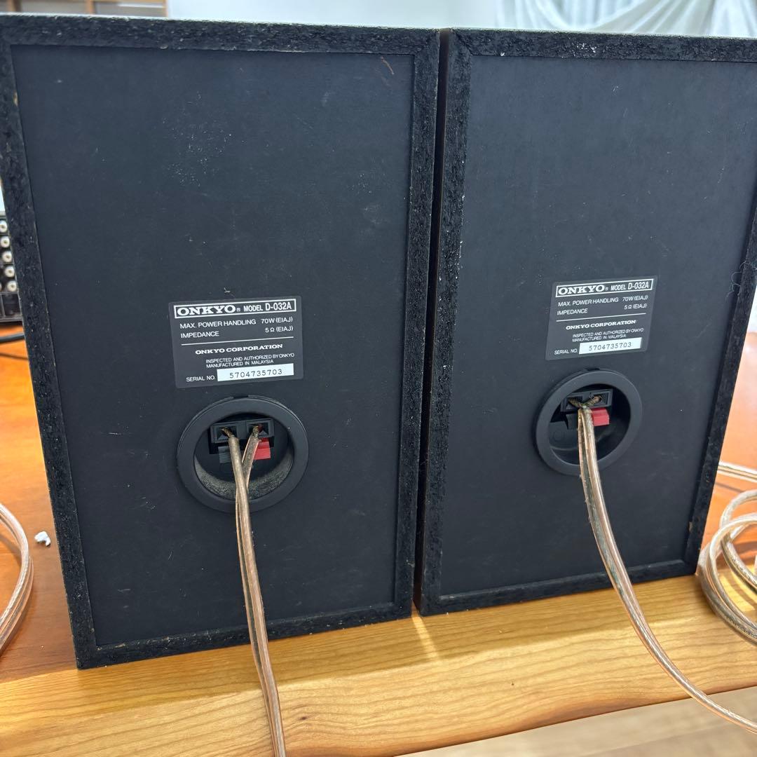 Onkyo Speakers (D-032A)