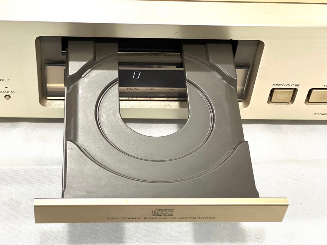 Sony Cd Sacd Player Cdp-R3