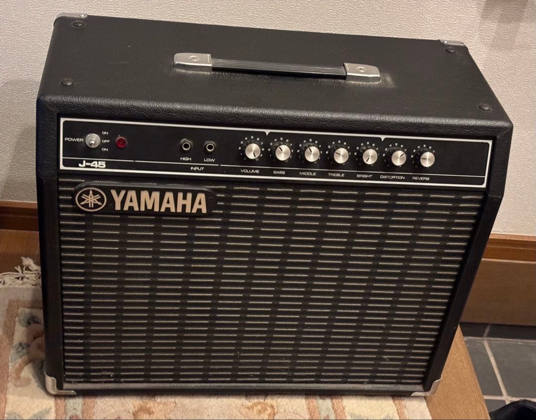 Yamaha Guitar Amplifier J-45