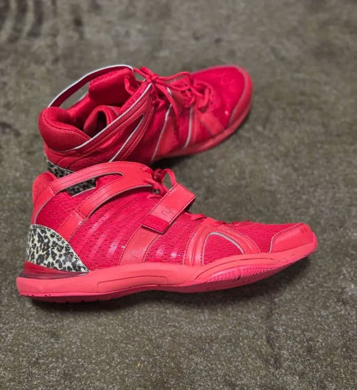 Sneakers 28.0
