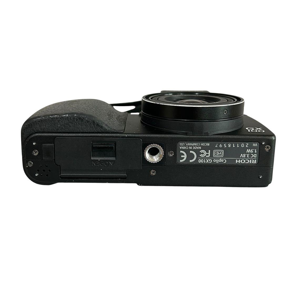 Compact Digital Cameras Ricoh Caplio Gx100