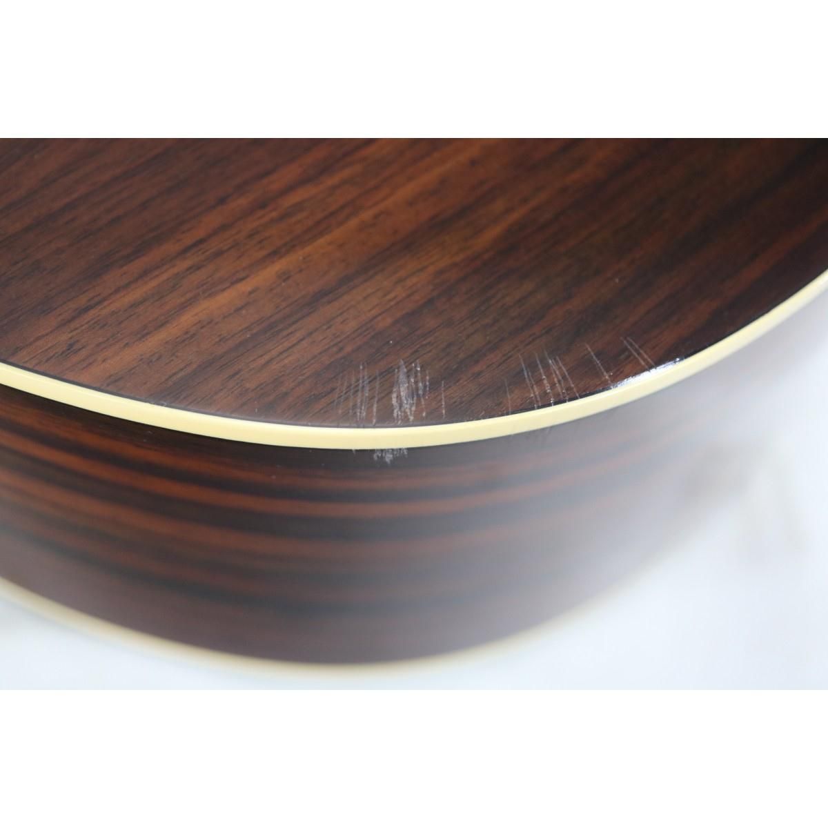 Yamaha Acoustic Guitar