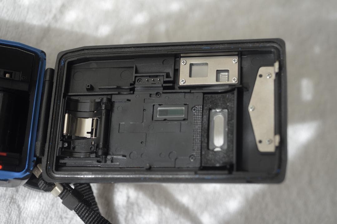 Nikon Compact Camera (Film) L35Awad