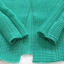 Issey Miyake Long-Sleeve (M)