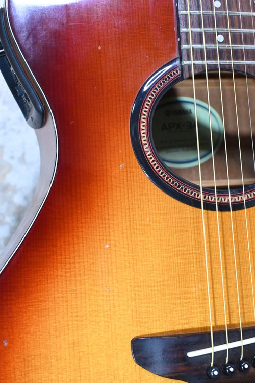 Yamaha Acoustic Guitar Used Apx-3A