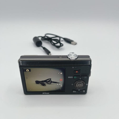 Nikon Compact Digital Cameras Coolpix S6000 7
