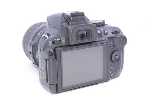 Nikon Digital Slr D5200 18-55Mm Vr