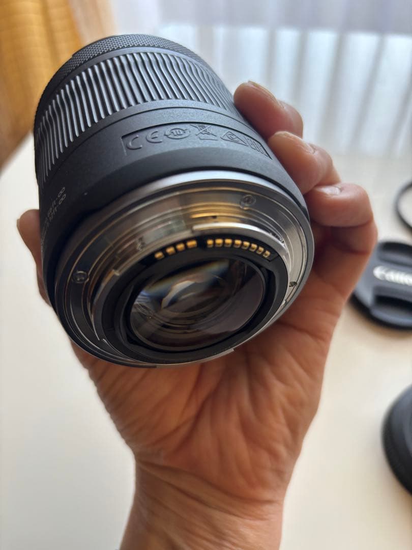 Canon Lens (Zoom) 24-105Mm