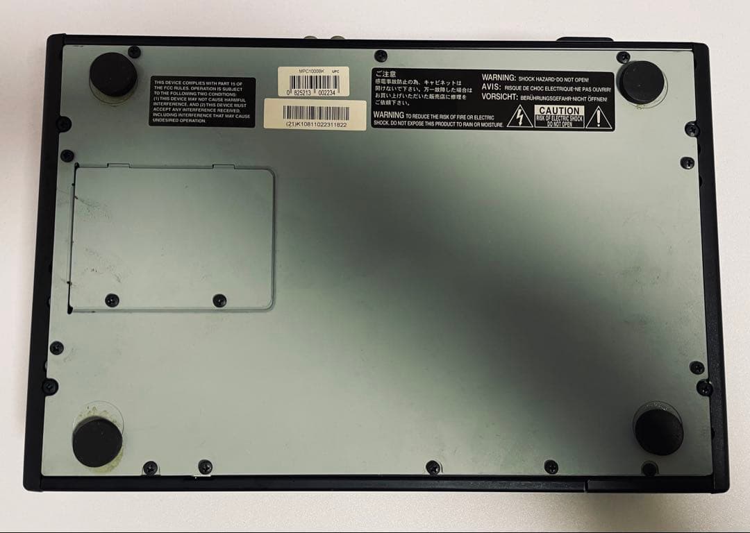 Akai Professional Sampler Mpc1000 Bk
