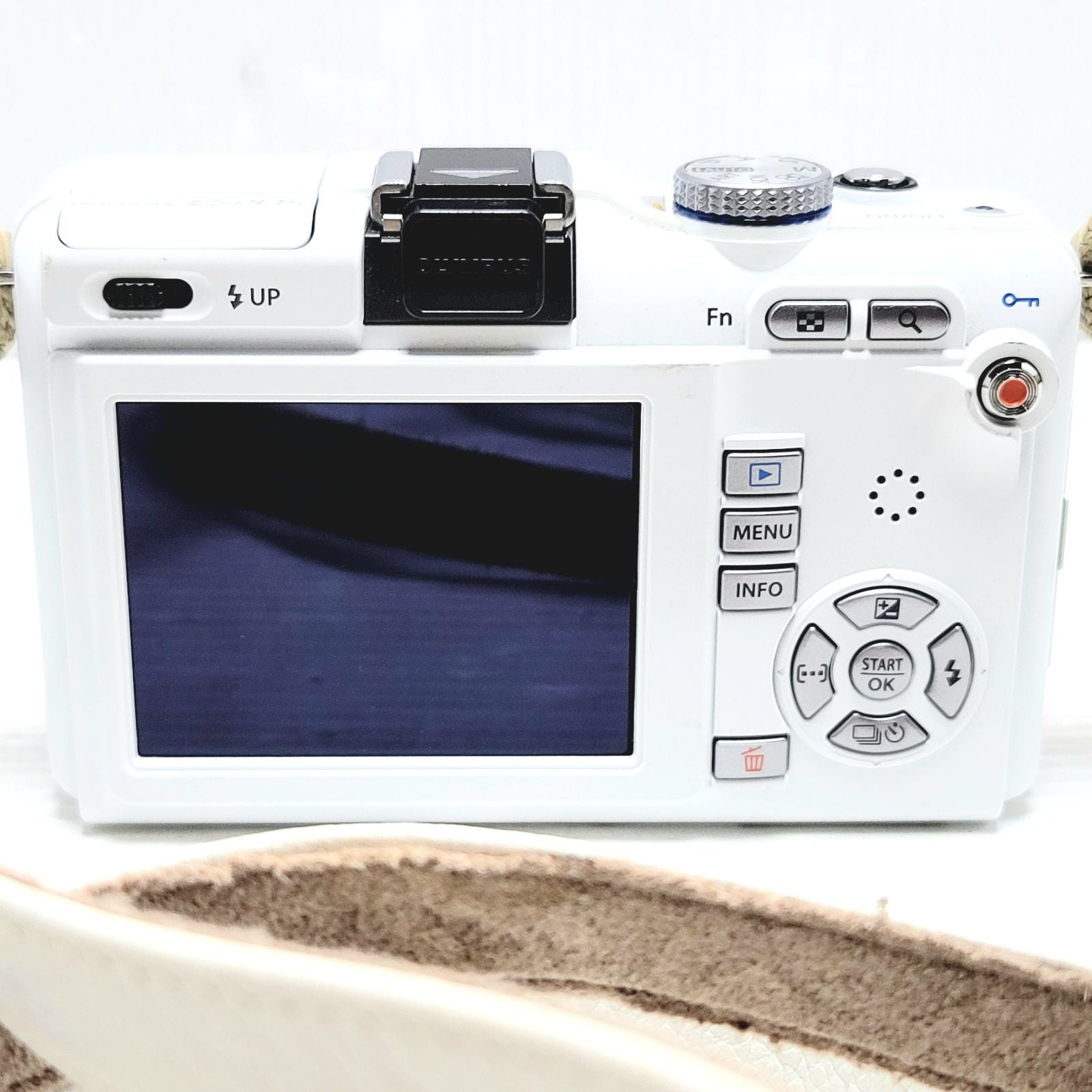 Compact Digital Camera Olympus Pen E-Pl1S M.Zuiko 14-42Mm