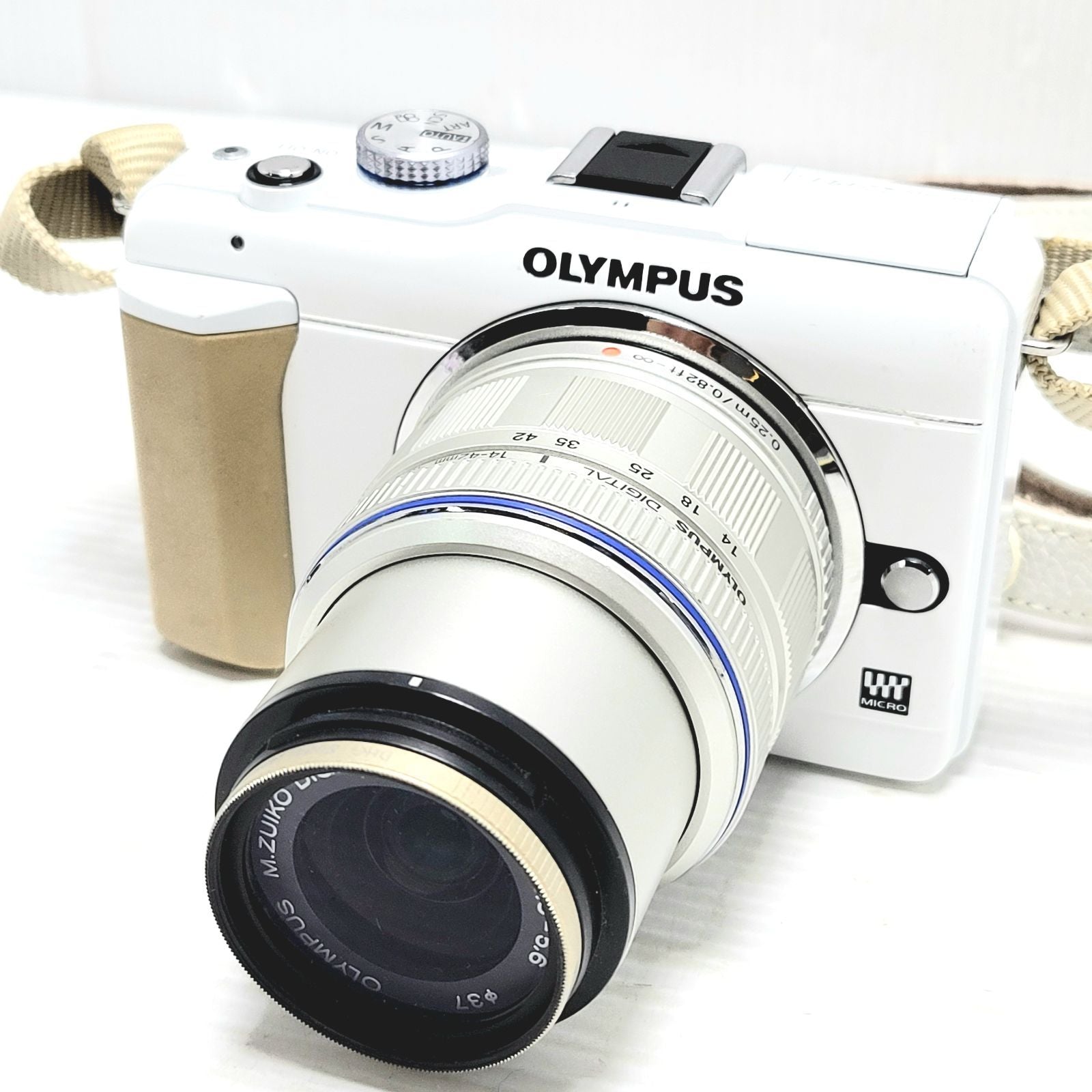 Compact Digital Camera Olympus Pen E-Pl1S M.Zuiko 14-42Mm